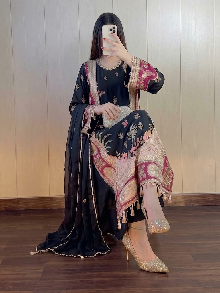 Zarmina Embroidered Kaftaan 3 Piece