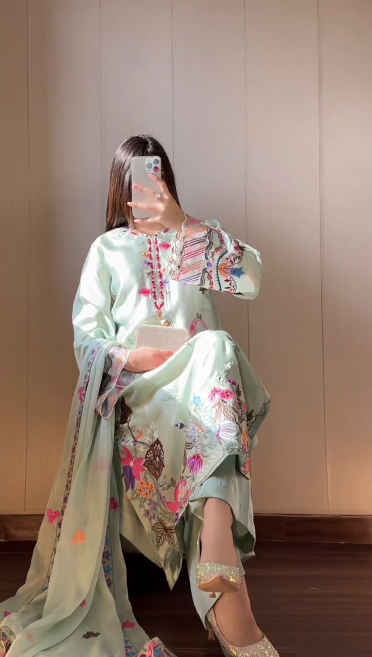 Meher Noor — 3 Piece Kaftan