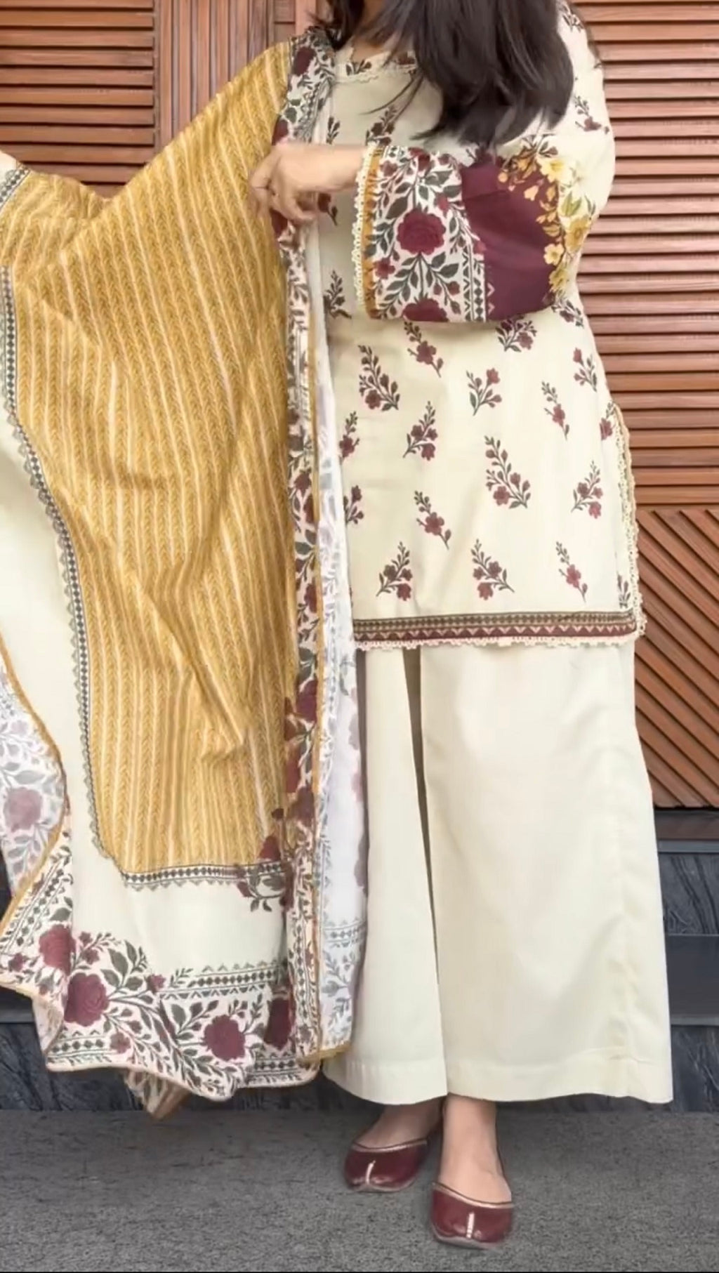 Cream Printed Dori 3 Piece