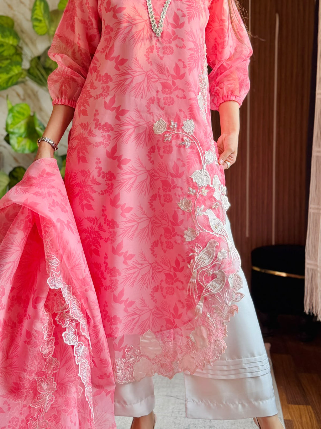 Mahira Khan X Rosé Bloom X – Organza Embroidered 3-Piece Suit