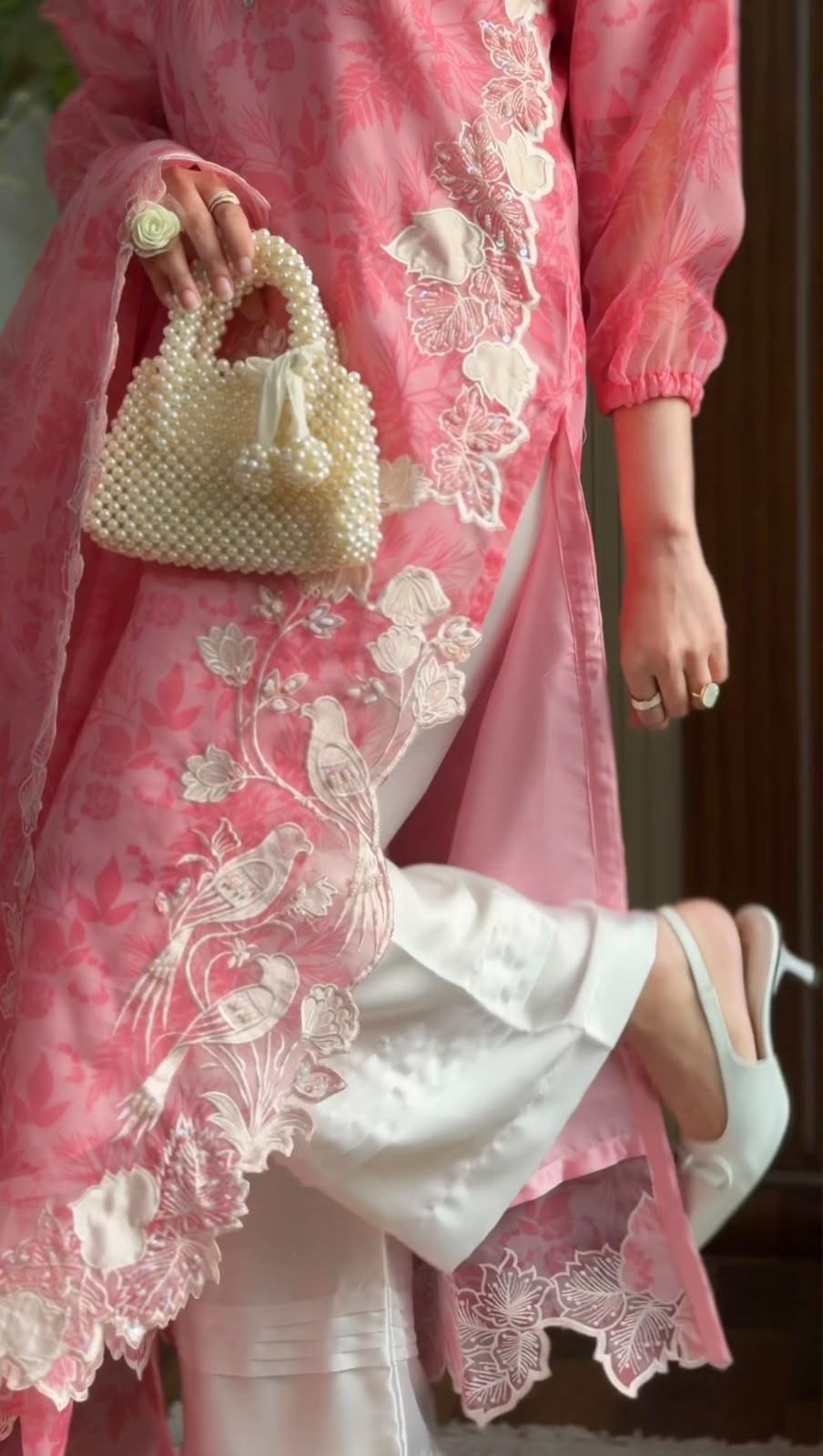 Mahira Khan X Rosé Bloom X – Organza Embroidered 3-Piece Suit