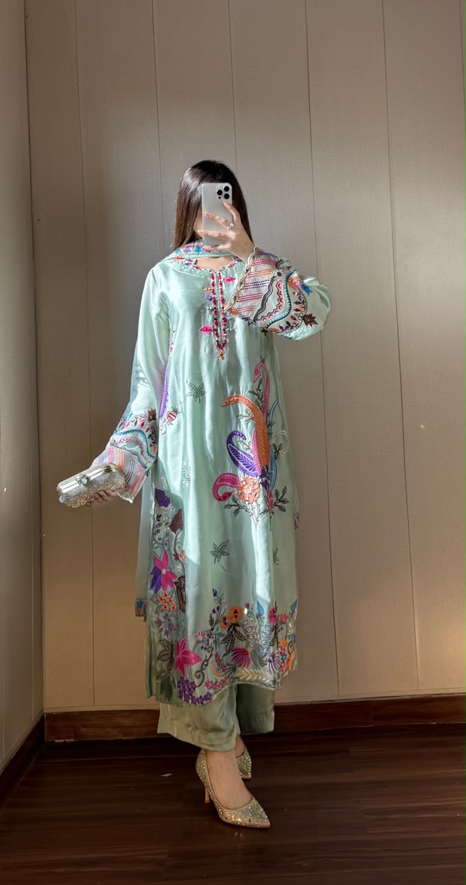 Meher Noor — 3 Piece Kaftan